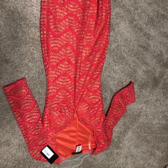 Brand new women’s body on dress - Picture 2 of 5